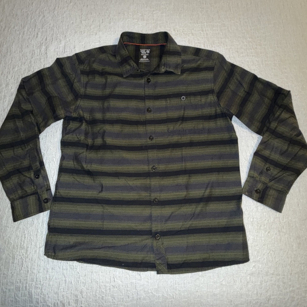 Mountain Hardwear Mens Large Black & Green Striped Long Sleeve Button Up Shirt